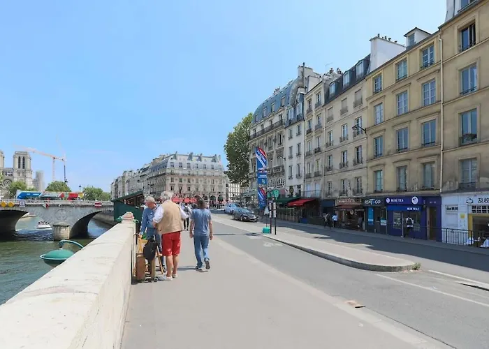 Amazing Flat Views Seine River Paris